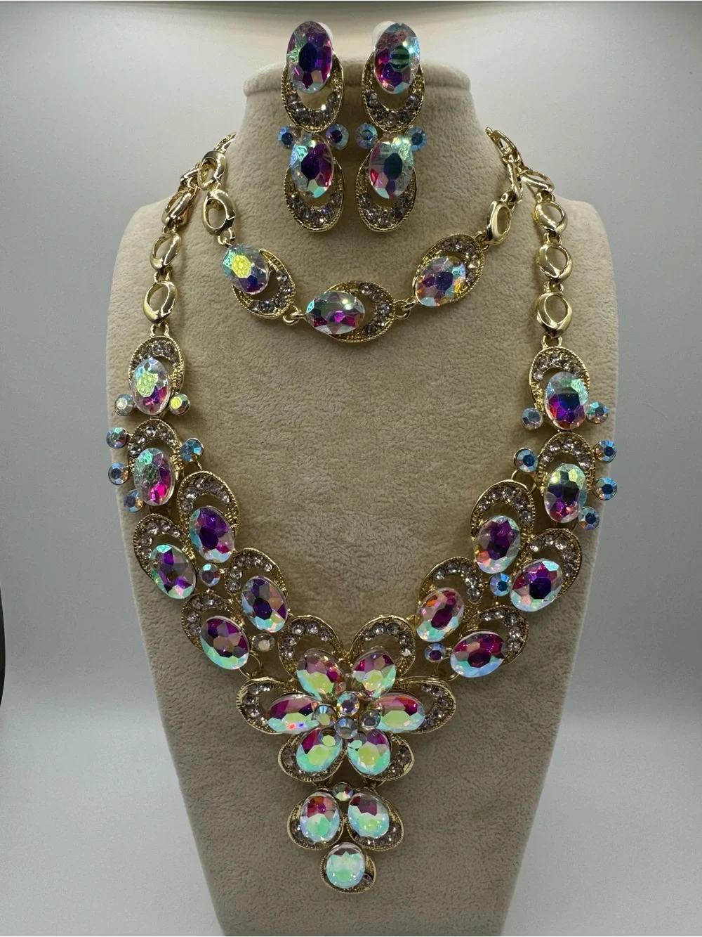 Iridescent Aurora Borealis (AB) Oval Floral Gold-Tone Statement Jewerly Set
